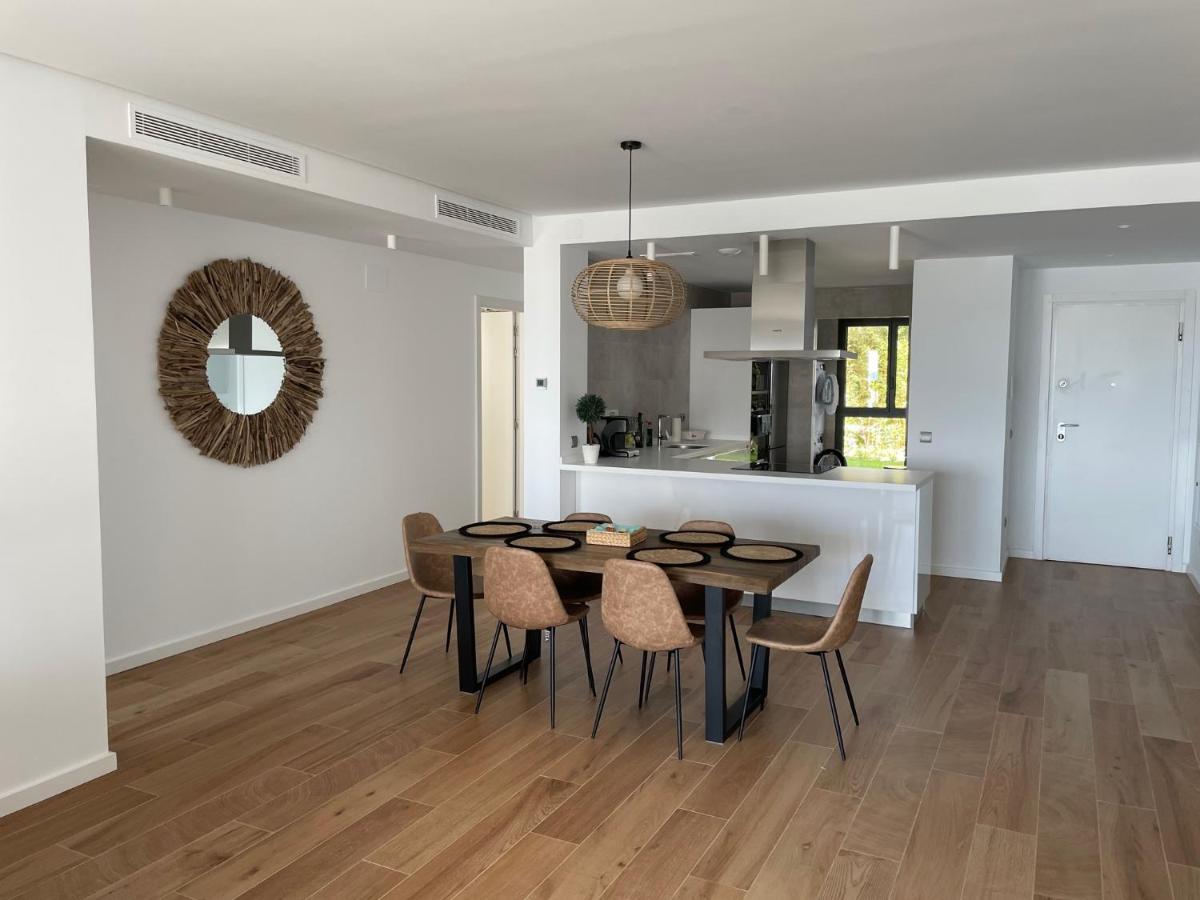 Modern 2 Beds Apartment In Alcaidesa Exteriör bild