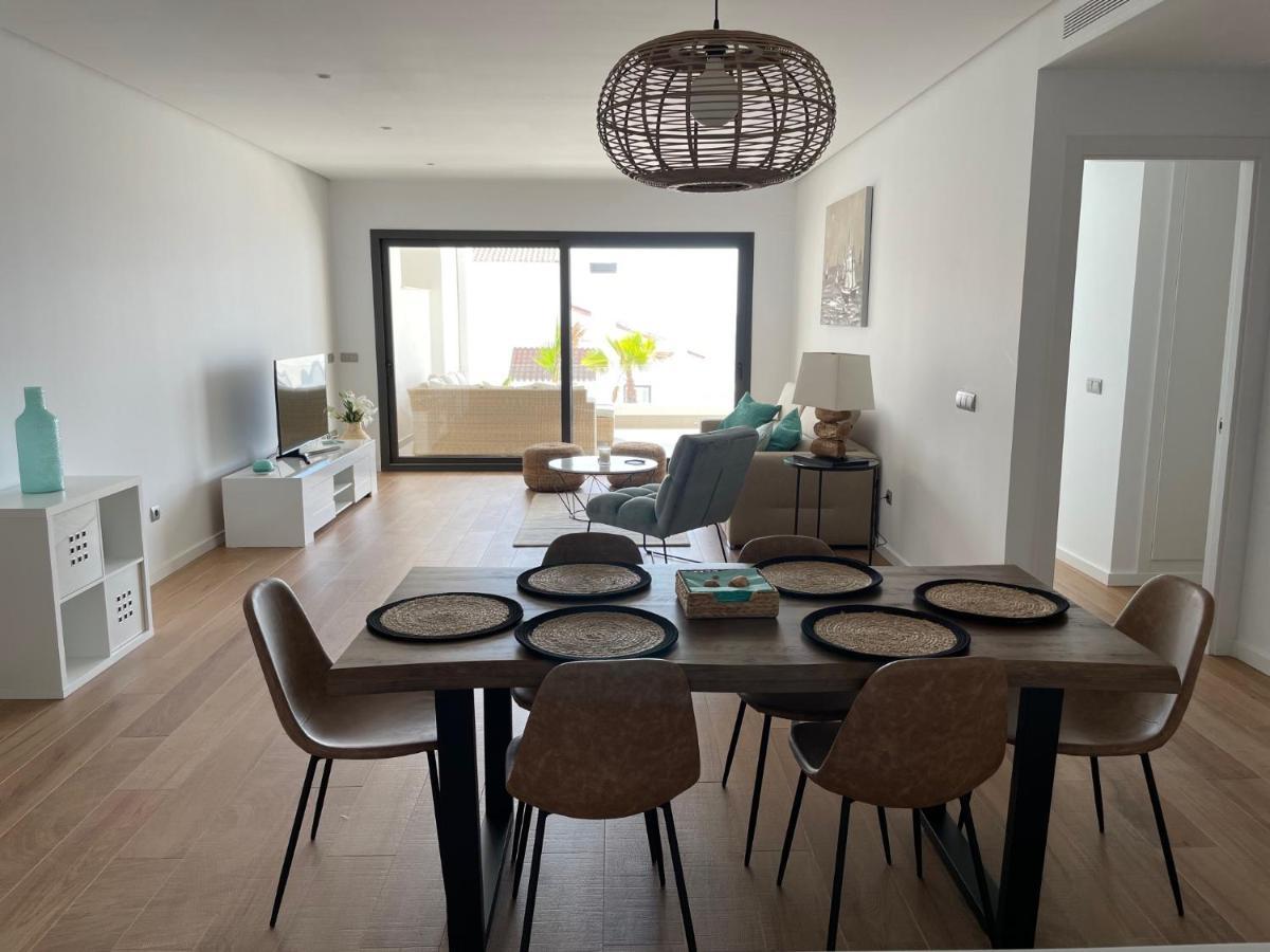 Modern 2 Beds Apartment In Alcaidesa Exteriör bild